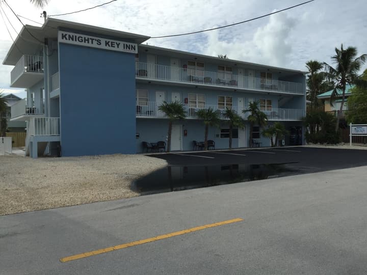 Knight's Key Suites