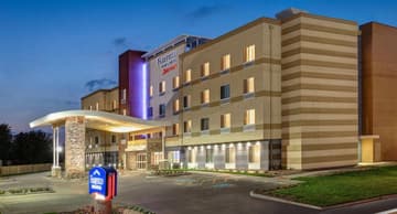 Fairfield Inn & Suites by Marriott McPherson