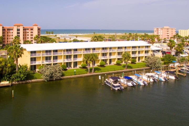 Treasure Island Hotel and Marina