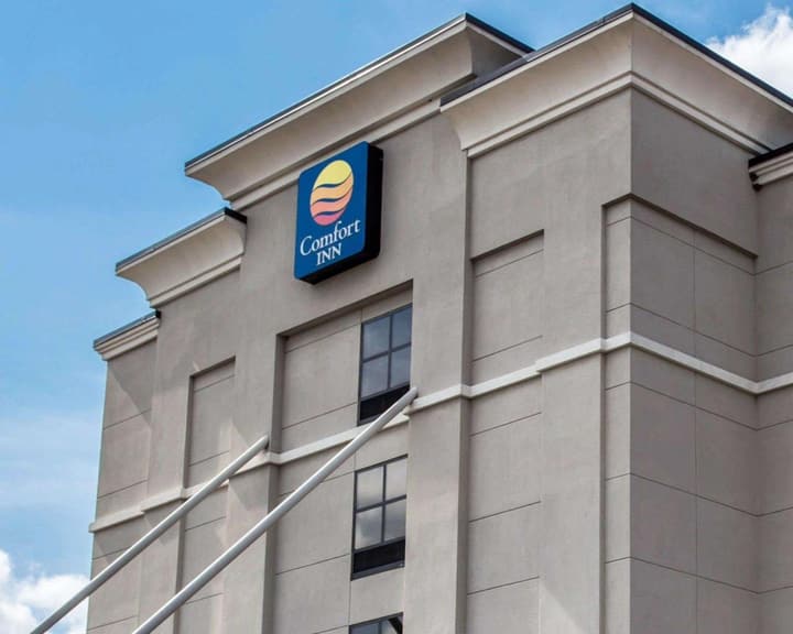 Comfort Inn & Suites Lumberton Central I-95