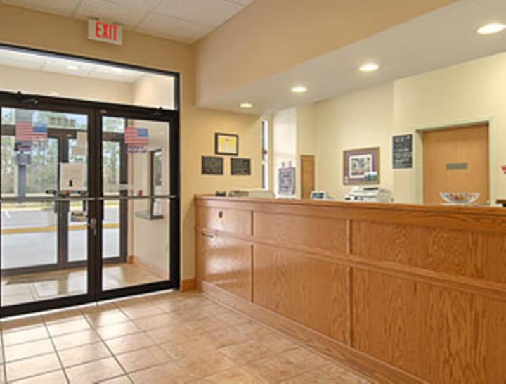 Super 8 by Wyndham Pascagoula