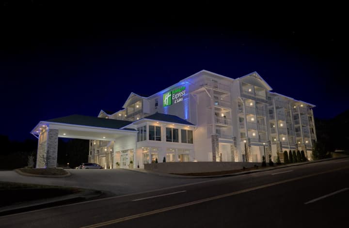 Holiday Inn Express Pigeon Forge – Sevierville by IHG