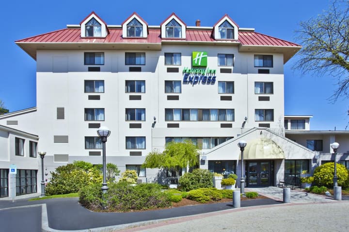 Holiday Inn Express Boston-Waltham by IHG