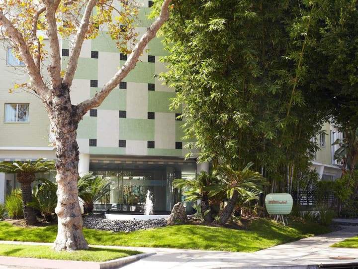 Avalon Hotel Beverly Hills, a Member of Design Hotels