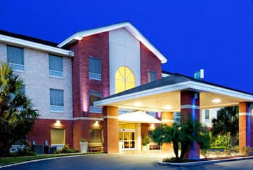 Holiday Inn Express Hotel and Suites Weslaco by IHG
