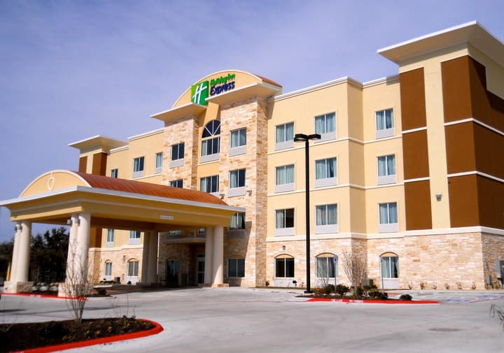 Holiday Inn Express Hotel & Suites Temple-Medical Center Area by IHG