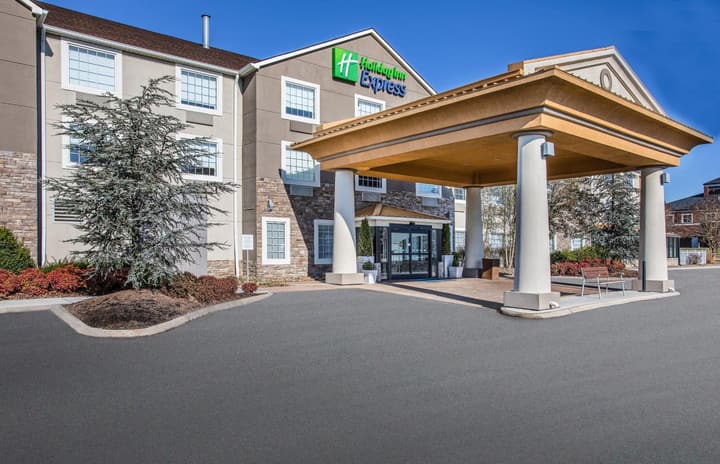 Holiday Inn Express & Suites Alcoa Knoxville Airport by IHG
