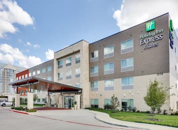 Holiday Inn Express & Suites Dallas NW - Farmers Branch by IHG