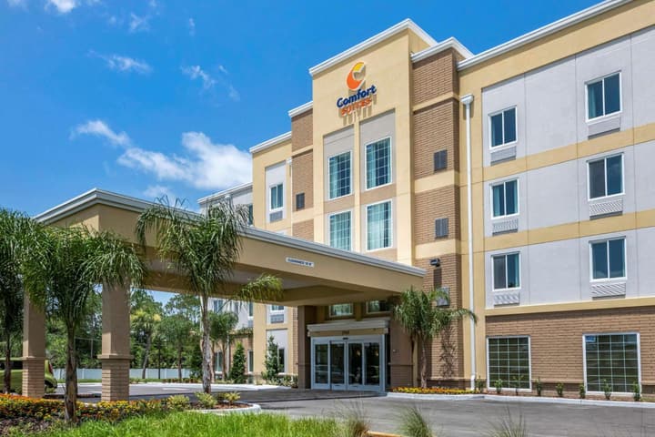 Comfort Suites Daytona Beach-Speedway