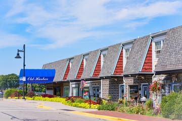 Old Harbor Inn