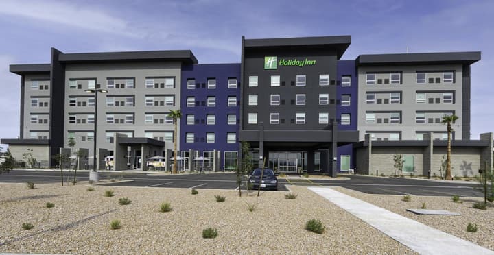 Holiday Inn Glendale - Stadium & Ent Dist by IHG