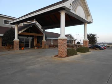 AmericInn by Wyndham McAlester