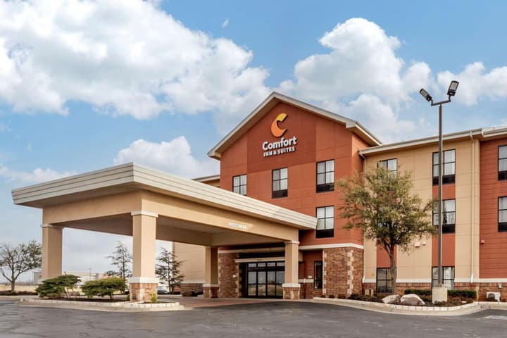 Spark by Hilton Shawnee