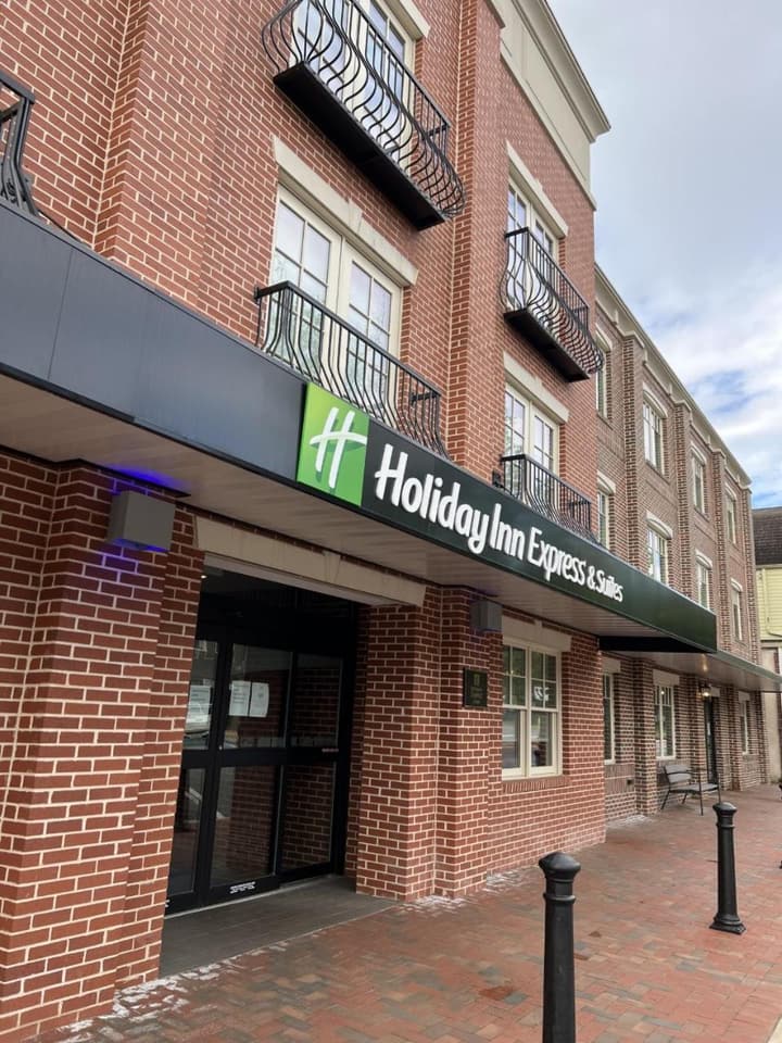 Holiday Inn Express & Suites - Dahlonega - University Area by IHG