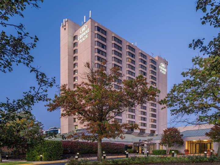 Crowne Plaza College Park - Washington DC by IHG