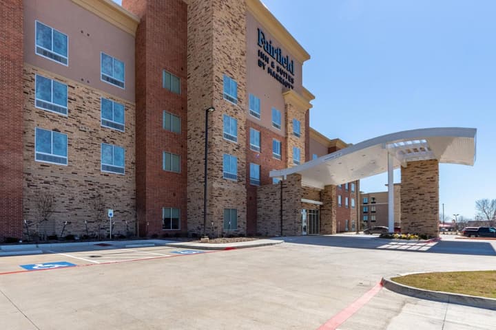 Fairfield Inn & Suites Dallas Arlington South