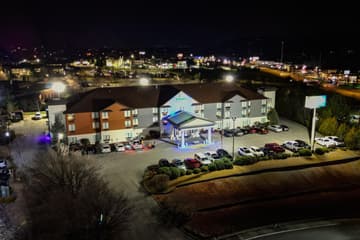 Holiday Inn Express Hotel & Suites Knoxville-North-I-75 Exit 112 by IHG