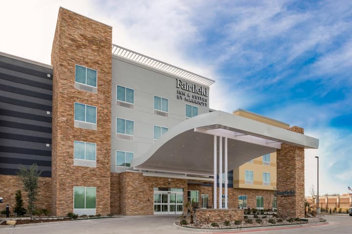 Fairfield Inn & Suites by Marriott Fort Worth Southwest at Cityview