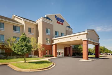 Fairfield Inn & Suites by Marriott Detroit Metro Airport Romulus