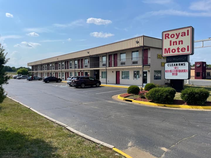 Royal Inn Motel