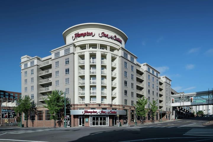 Hampton Inn & Suites Memphis-Beale Street