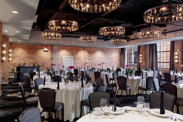 Foundry Hotel Asheville, Curio Collection By Hilton