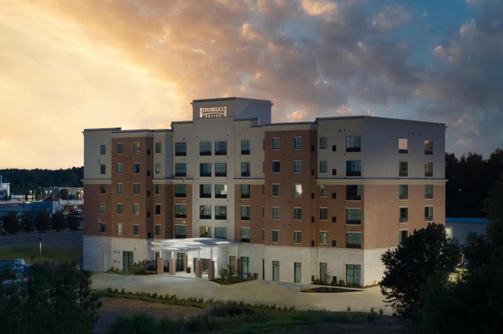 Staybridge Suites - Flowood - NW Jackson by IHG