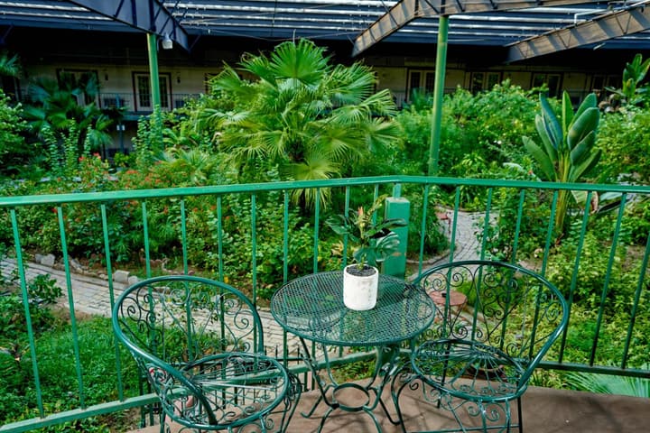 Family Garden Inn & Suites