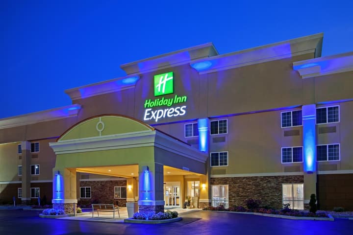 Holiday Inn Express - Bowling Green by IHG