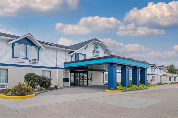 Clarion Pointe Jasper