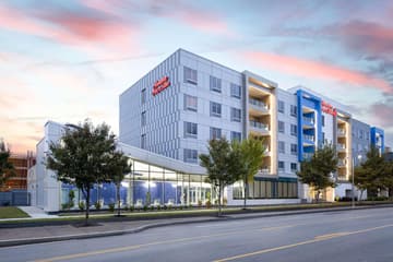 Hampton Inn & Suites Rochester Downtown