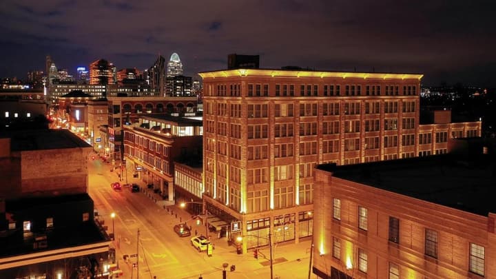 Hotel Covington Cincinnati Riverfront
