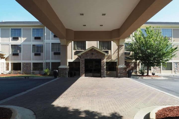 Country Inn & Suites by Radisson, Canton, GA