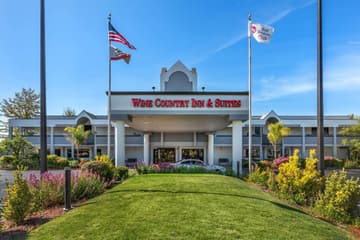 Best Western Plus Wine Country Inn & Suites