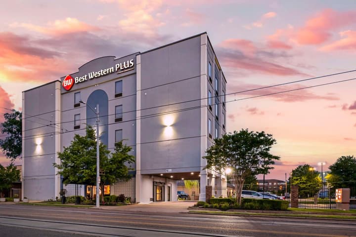 Best Western Gen X Inn
