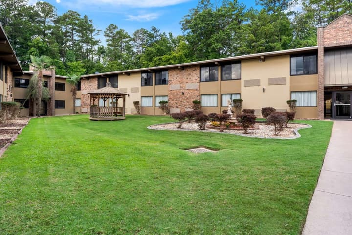 Best Western Riverside Inn