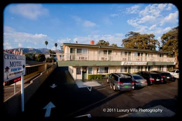 Crystal Lodge Motel