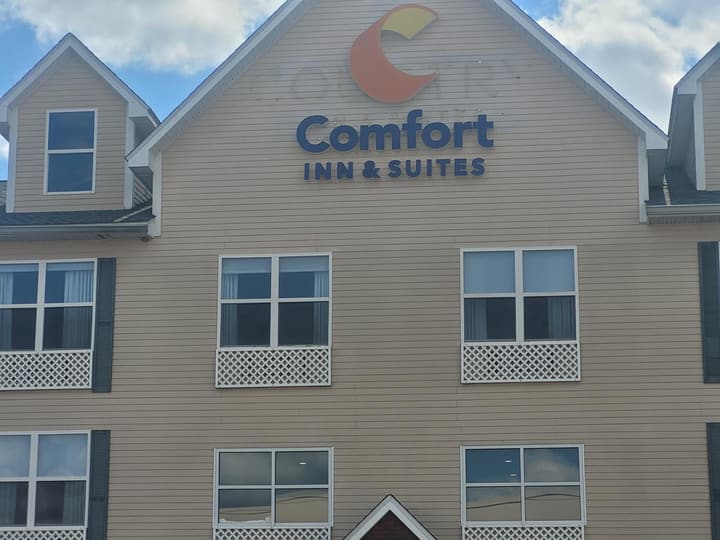 Comfort Inn & Suites Dothan Northside Plaza