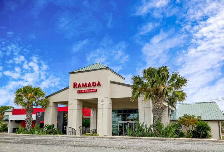 Ramada by Wyndham Del Rio