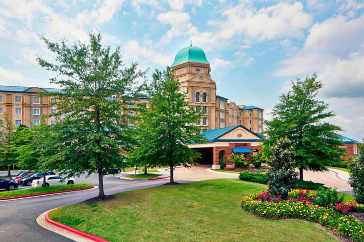 Renaissance Shoals Resort & Spa