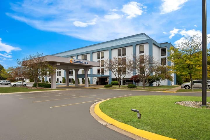 Comfort Inn Cadillac