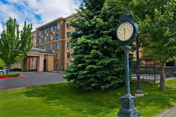 Oxford Suites Spokane Downtown