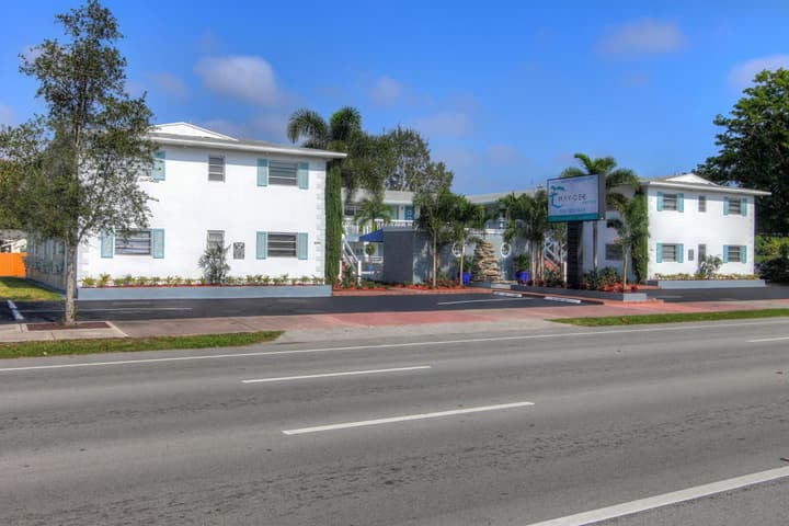 May-Dee Suites in Florida