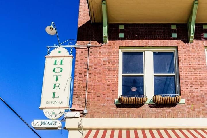Hotel DeFuniak