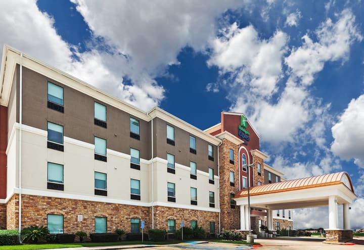 Holiday Inn Express Hotel & Suites PORT ARTHUR by IHG