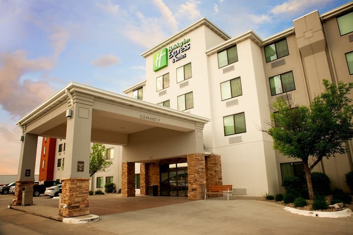 Holiday Inn Express & Suites Norfolk by IHG