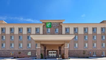 Holiday Inn Express & Suites Topeka North by IHG