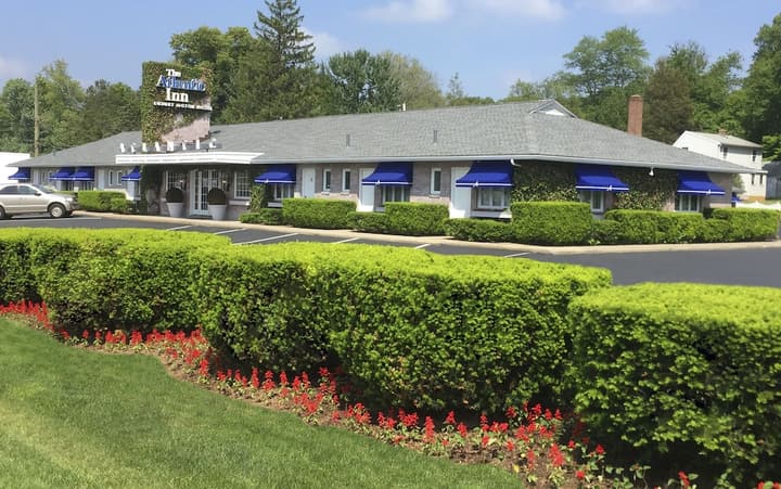 Atlantic Inn