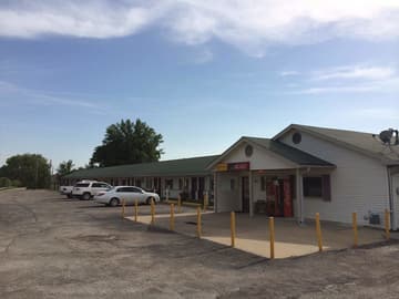 Super 7 Motel Sedalia