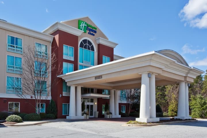 Holiday Inn Express & Suites Greenville-I-85 & Woodruff Rd by IHG